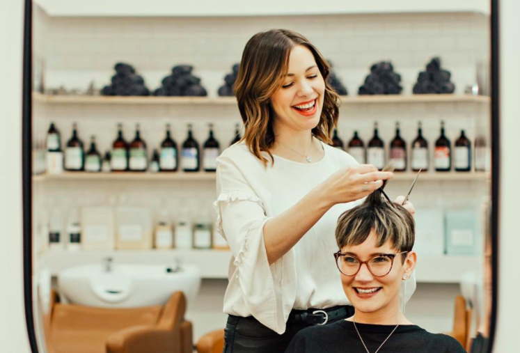 Davines stylist at home tips salon