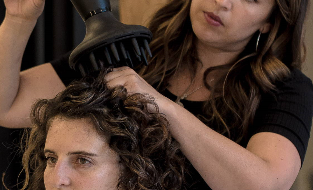 How To Achieve Flawless Frizz-Free Curls Or Keep Your Curly Hair Straight This Spring