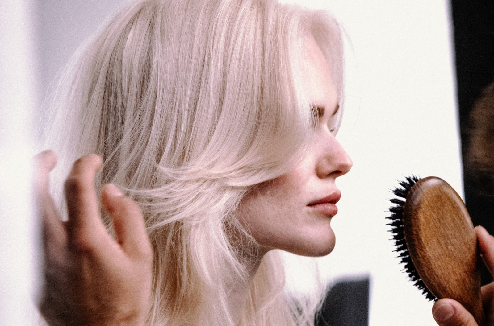 The Butterfly Haircut: What It Is and How to Style It