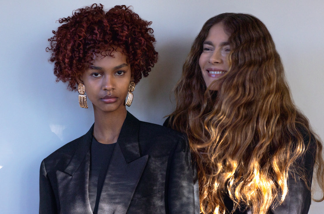 two female models posing