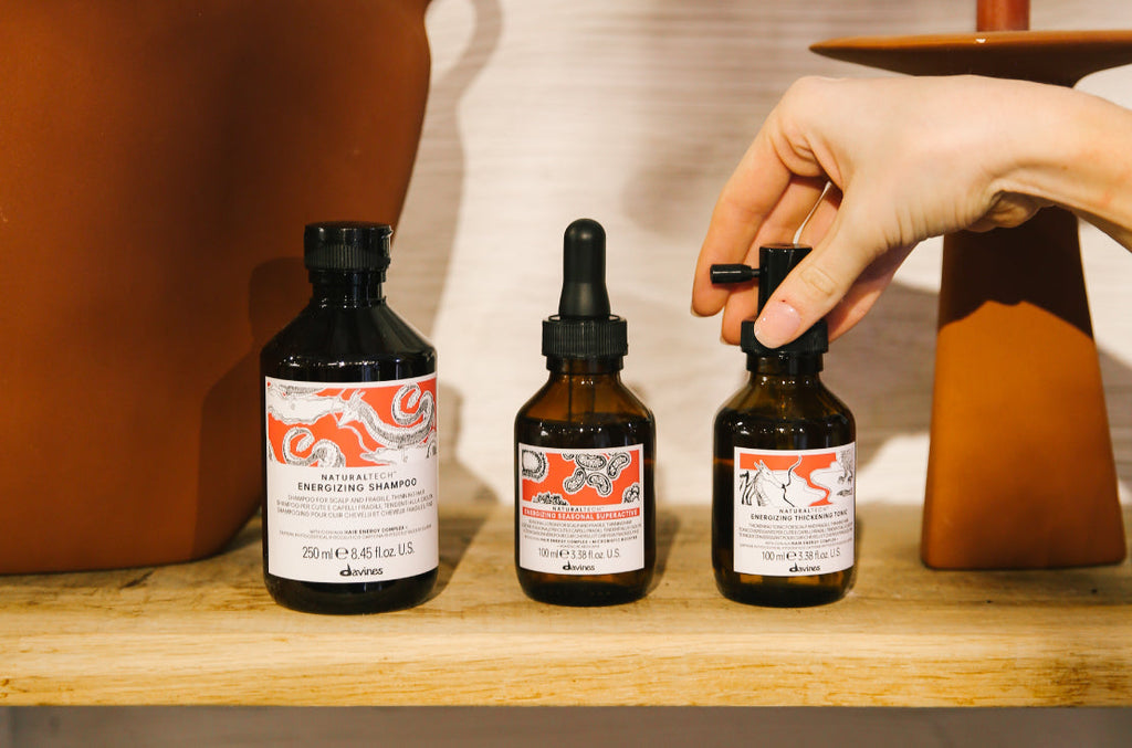 Postpartum Hair Loss: When It Starts, Duration + Regrowth Tips