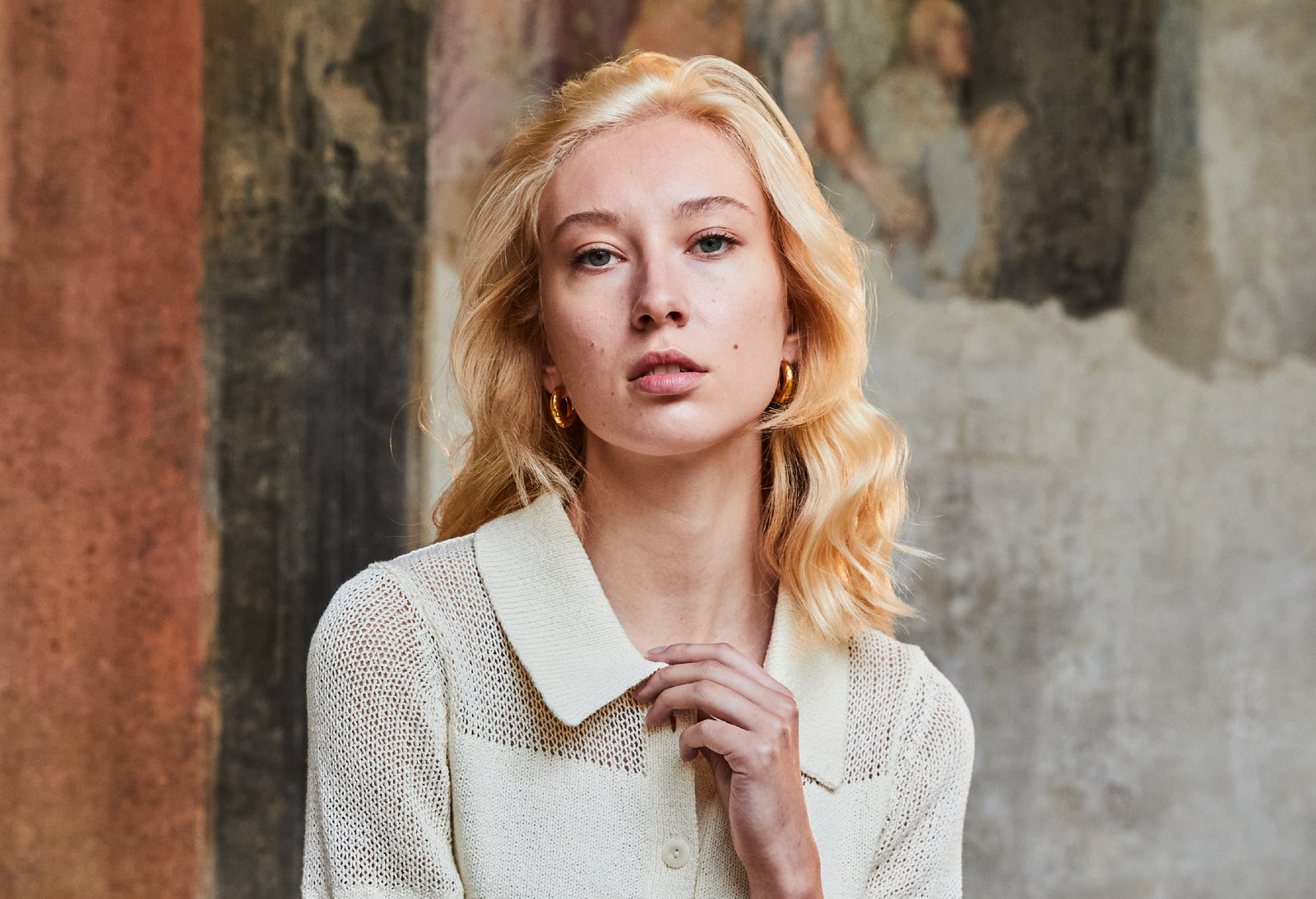 Shoulder-length hair for any face shape