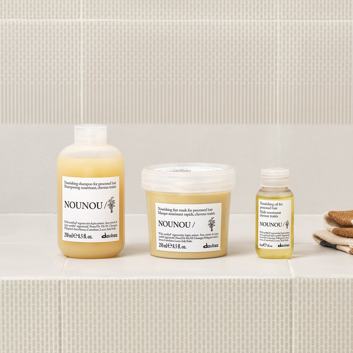 
Davines Canada NOUNOU Mask - Nourishing fast mask for processed hair