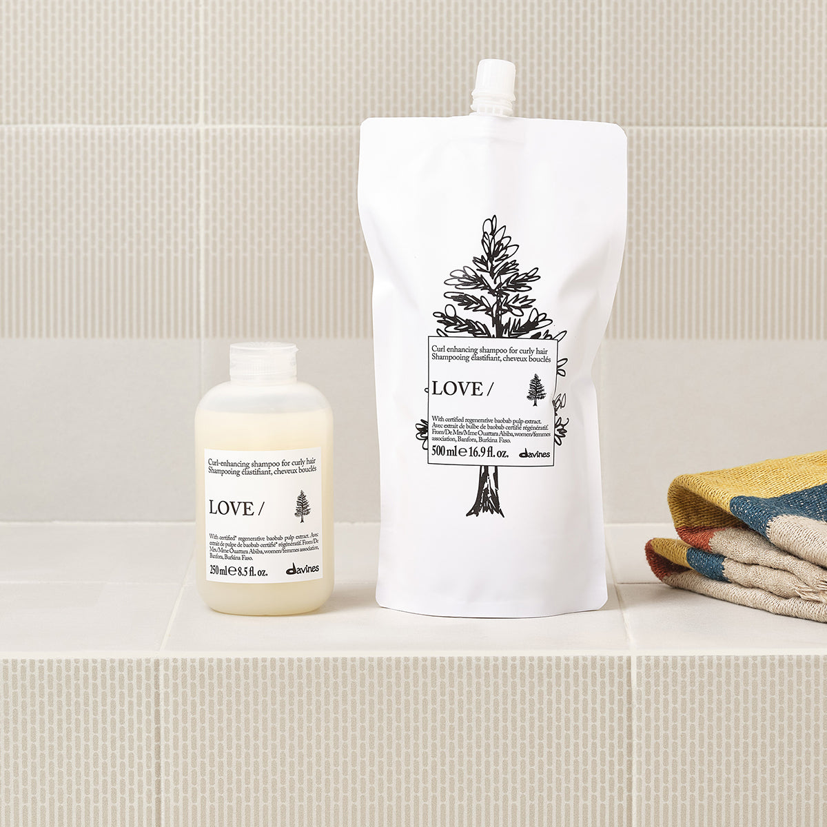 
Davines Canada LOVE CURL Shampoo Refill - Curl-enhancing shampoo for curly hair