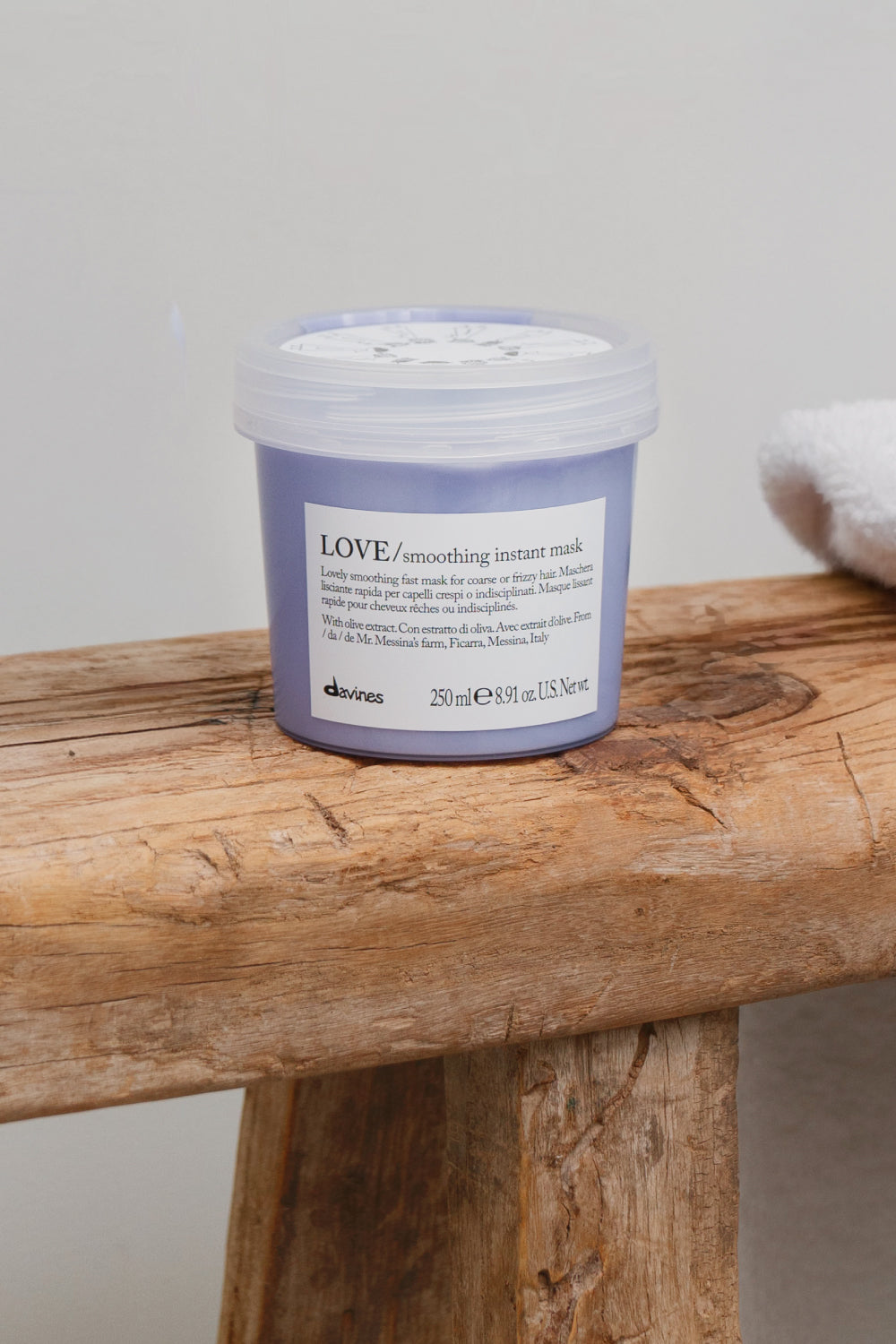 Give a Gift, Get a Gift 1  Davines canada
